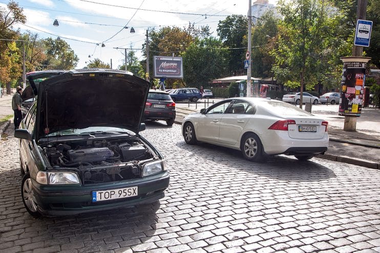 Broken down Volvo S60